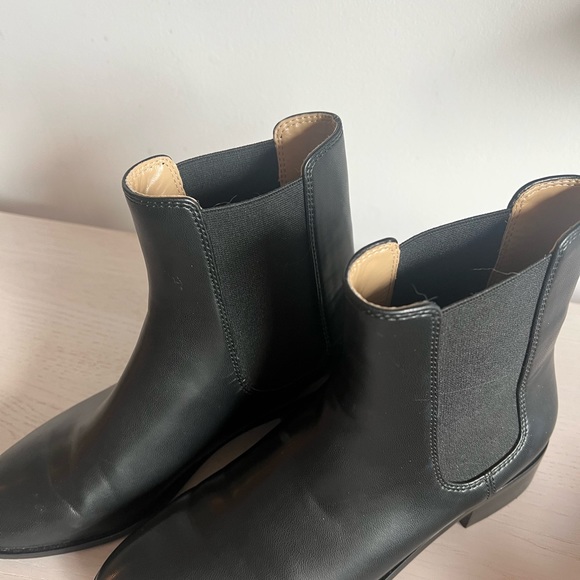 J.Crew Factory Chelsea Boot - Picture 4 of 9
